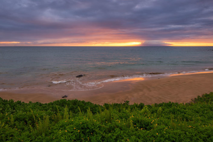 Wailea; Beach; Coast; Sea; Ocean; Maui; Hawaii; Sand; Rocks; Lava Rocks; Sunstar; Rami J Photography; Rami Jabaji